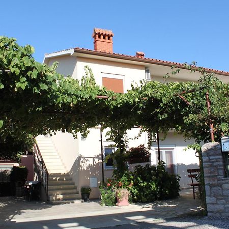 Lori Apartment Pula Exterior photo